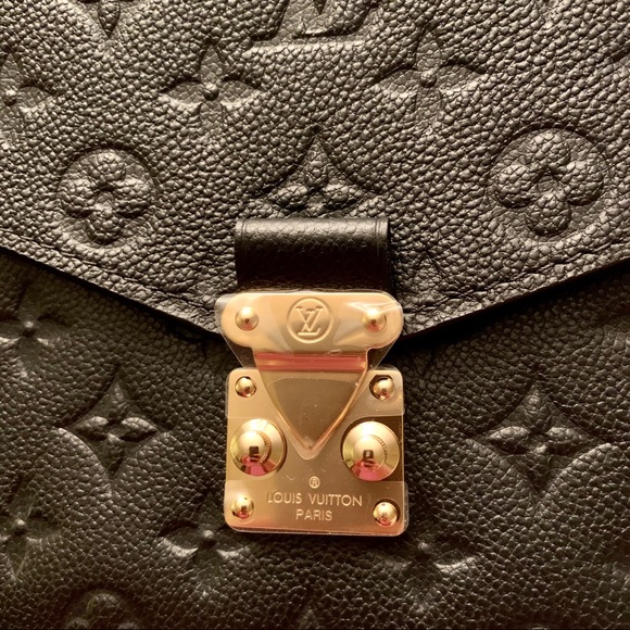 SOLD! Louis Vuitton Pochette Métis Empreinte Black - Picture 3 of 8